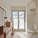 Aosta Mountain View Terrace- Bluchalet Appartement