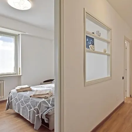 Aosta Mountain View Terrace- Bluchalet Appartement *